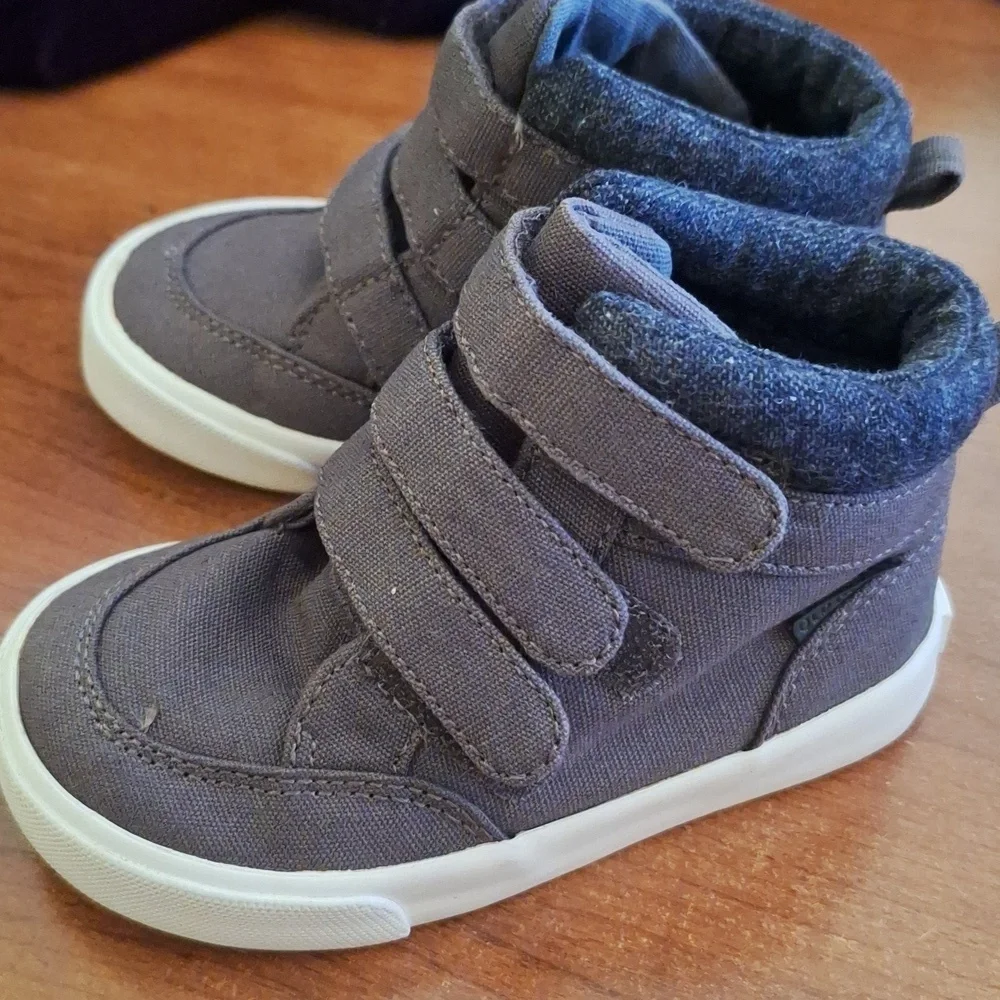 ***Old Navy Canvas High Top